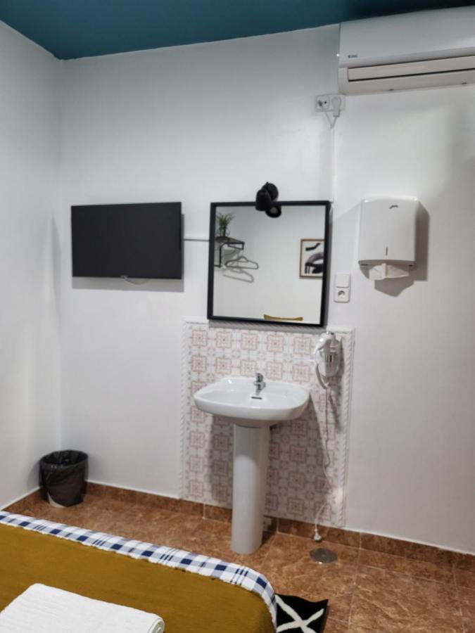 M-A Catrachos Rooms Madrid Luaran gambar