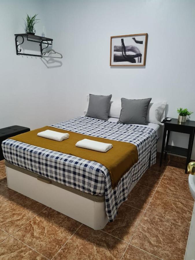 M-A Catrachos Rooms Madrid Luaran gambar