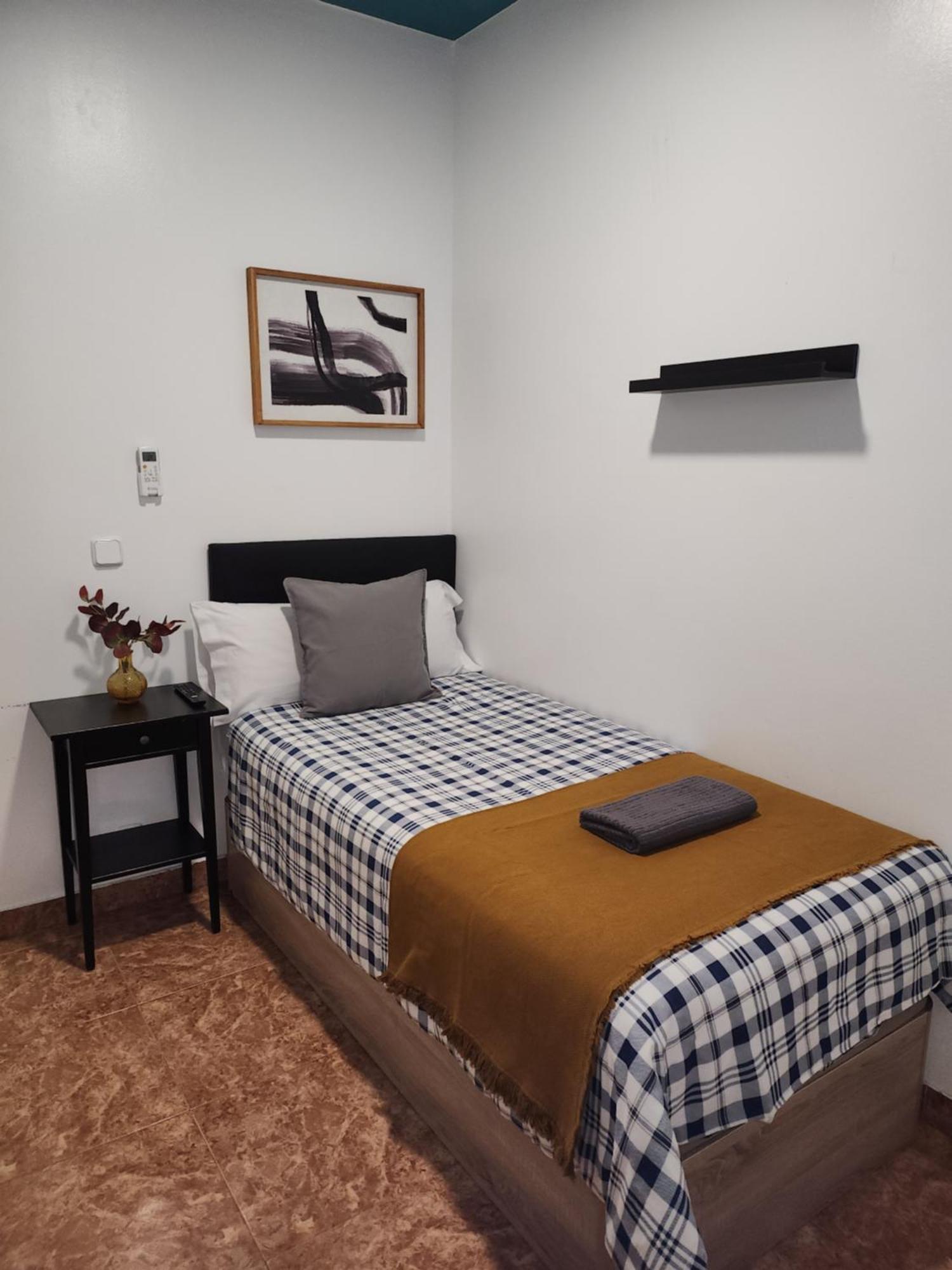 M-A Catrachos Rooms Madrid Luaran gambar