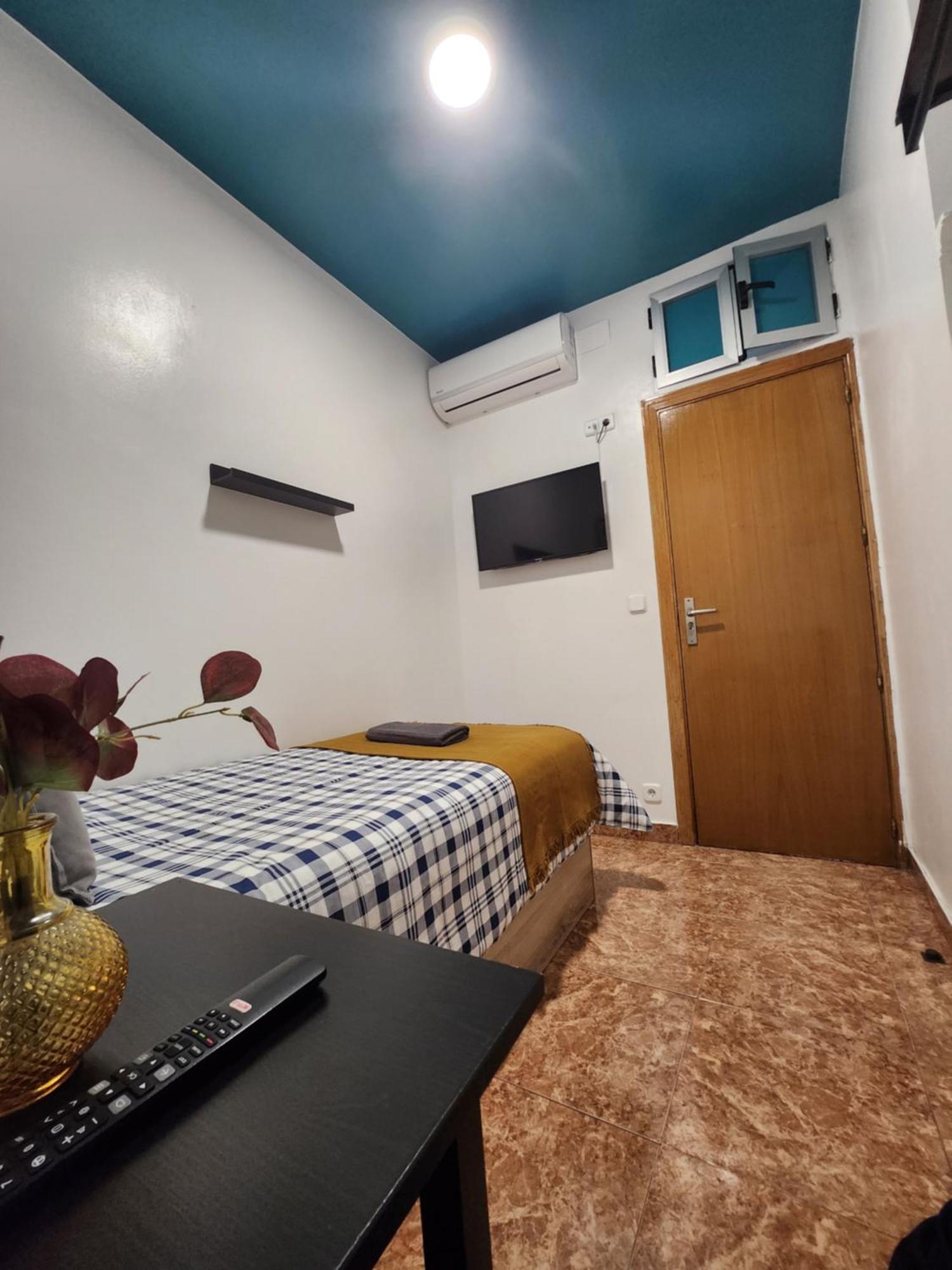 M-A Catrachos Rooms Madrid Luaran gambar