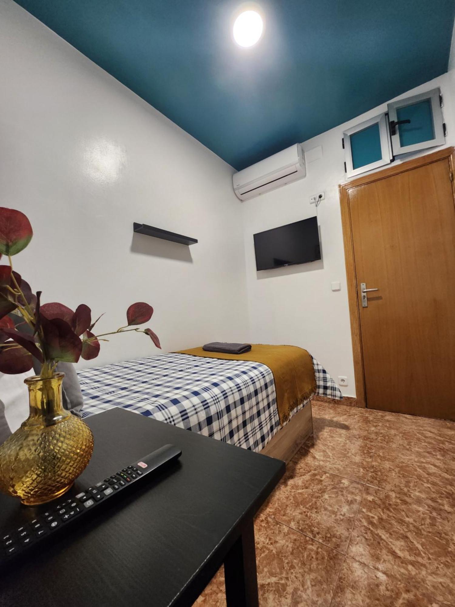 M-A Catrachos Rooms Madrid Luaran gambar